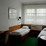 I Restauracja 13 Smakow Hotel *