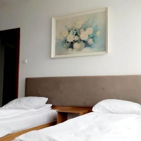 I Restauracja 13 Smakow *