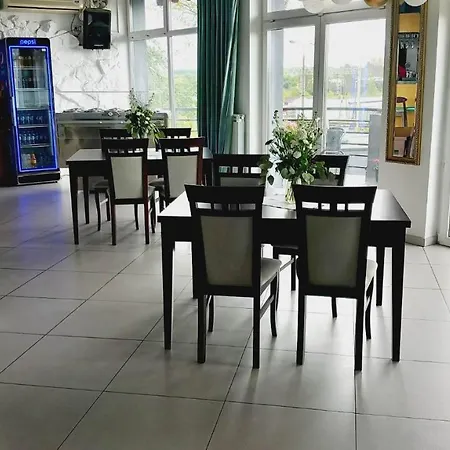 I Restauracja 13 Smakow Hotel