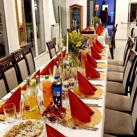 I Restauracja 13 Smakow *