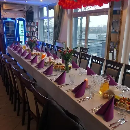 I Restauracja 13 Smakow Ченстохова