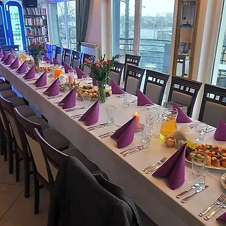 I Restauracja 13 Smakow