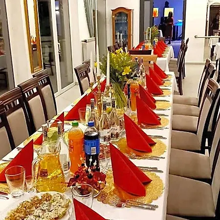 I Restauracja 13 Smakow Ченстохова