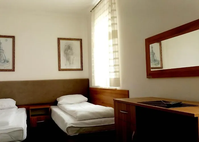 I Restauracja 13 Smakow 호텔