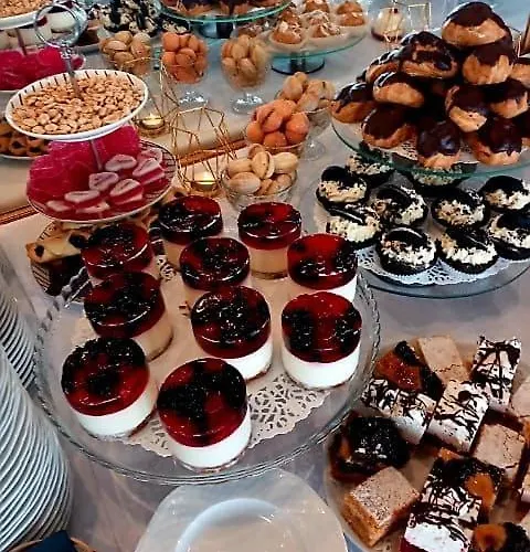 I Restauracja 13 Smakow 호텔 *